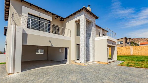 4 Bedroom Townhouse