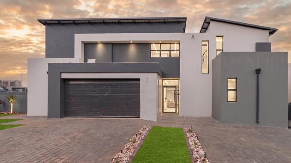 5 Bedroom House