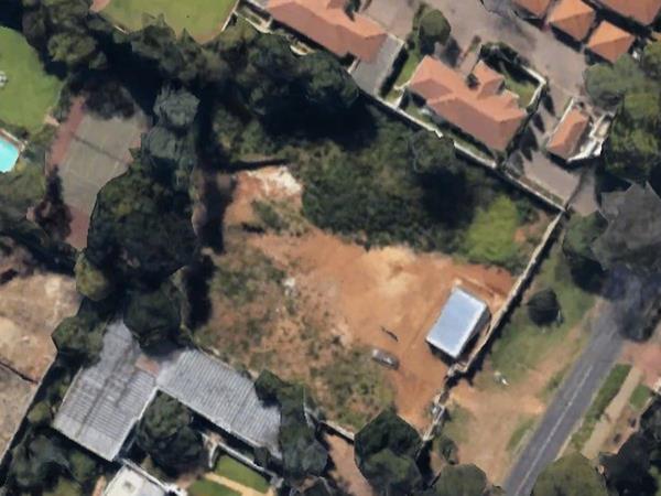 3 965 m² Land