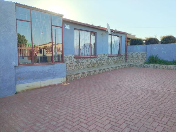 2 Bedroom House