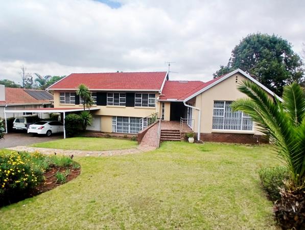 6 Bedroom House