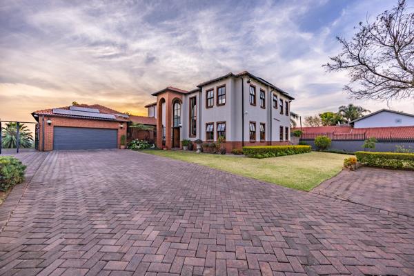 6 Bedroom House