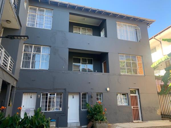 2 Bedroom Flat