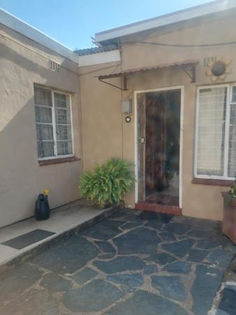 1.5 Bedroom Apartment