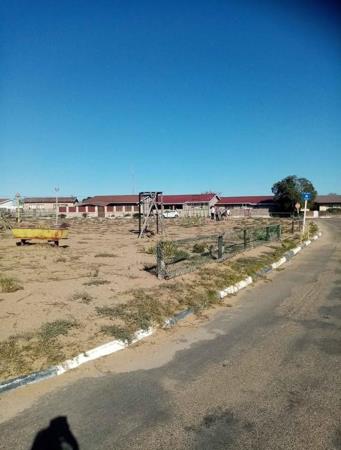 1 081 m² Land