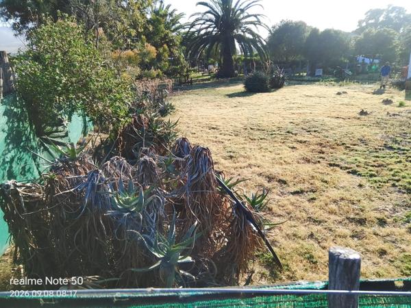 744 m² Land