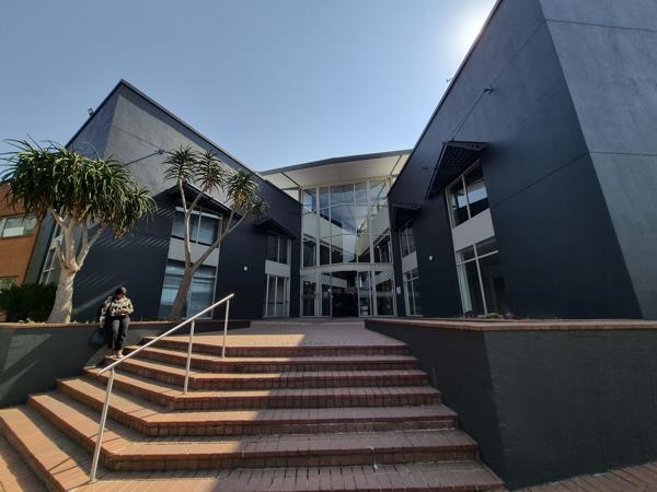 131 m² Commercial space