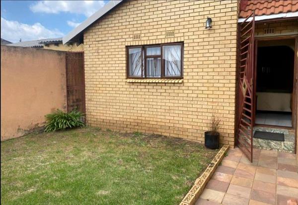 2 Bedroom House