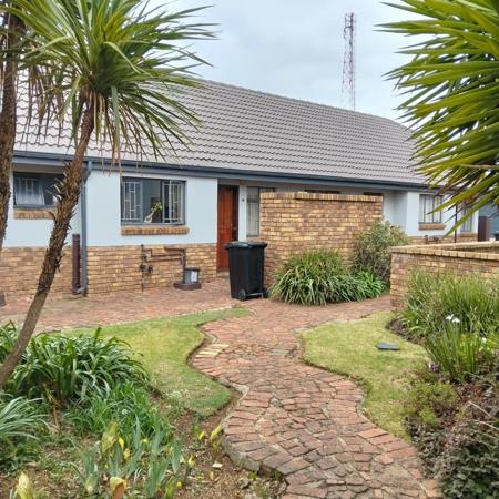 3 Bedroom Townhouse