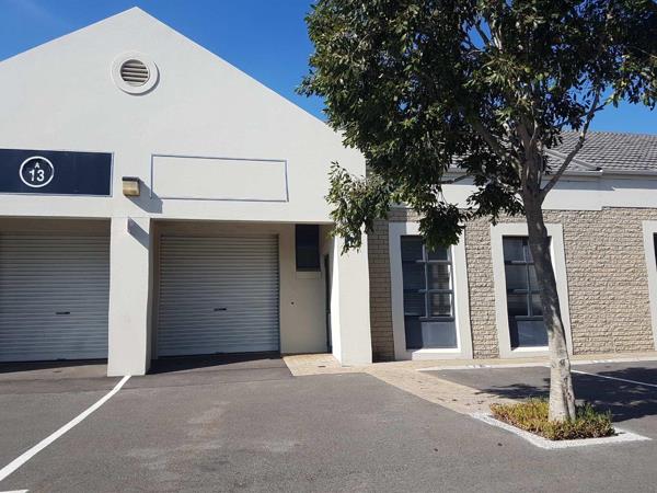 102 m² Industrial space