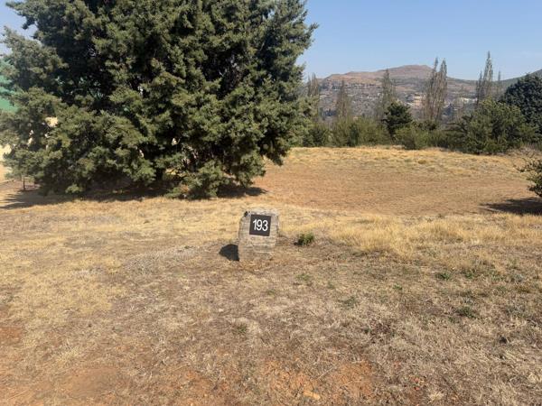 527 m² Land