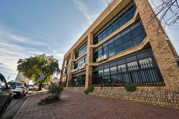 1 848 m² Office Space