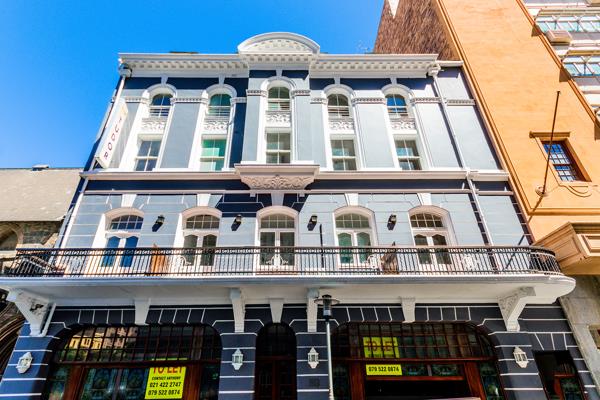 67 m² Retail Space