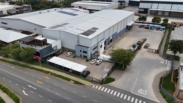 3 280 m² Industrial space