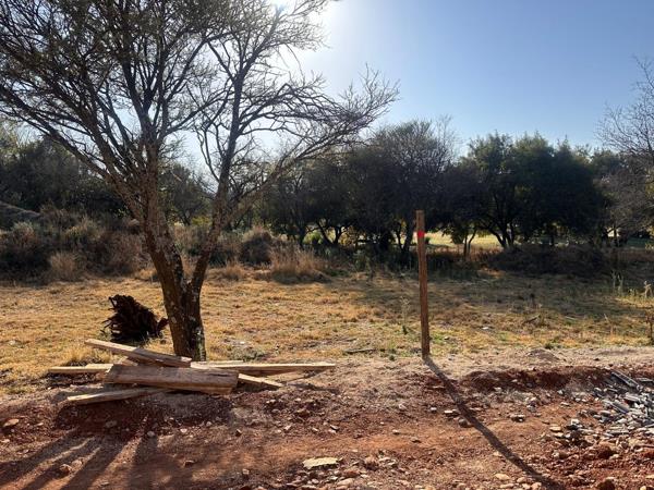 444 m² Land