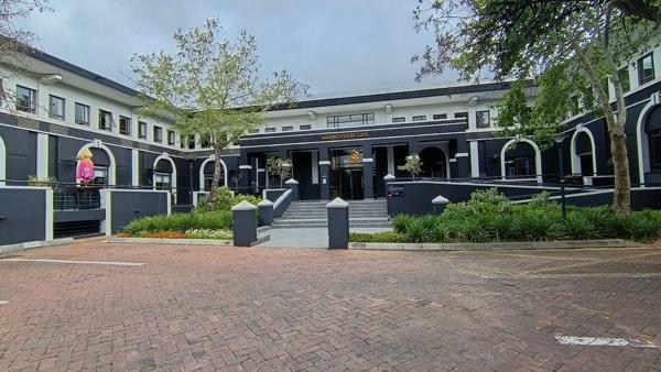 312 m² Office Space