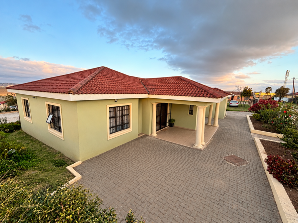 5 Bedroom House