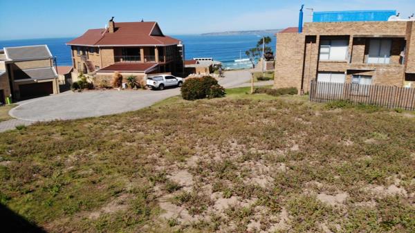 648 m² Land