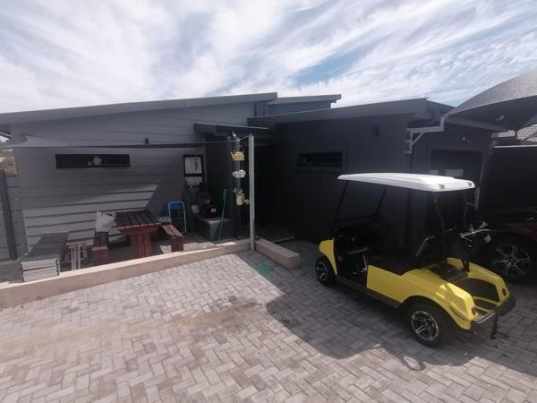 2 Bedroom House
