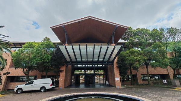 544 m² Office Space