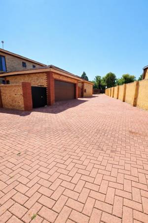 3 Bedroom Townhouse