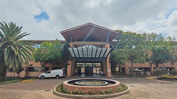 760 m² Office Space