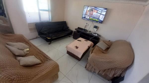 1 Bedroom House