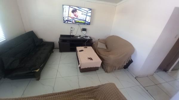 1 Bedroom House