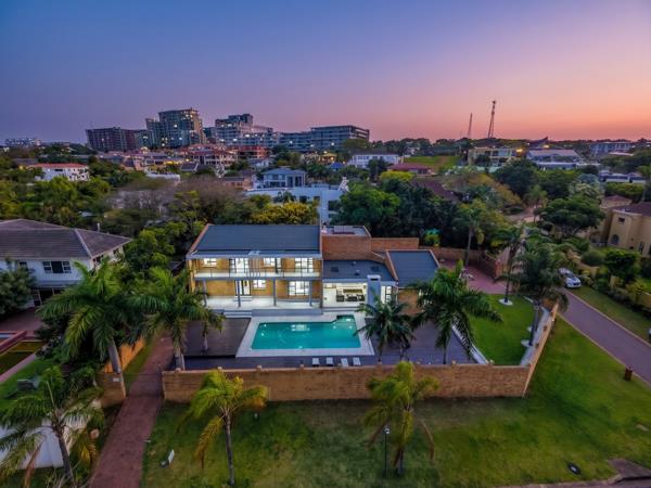 6 Bedroom House