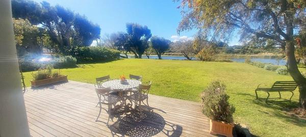 1 Bedroom Garden Cottage