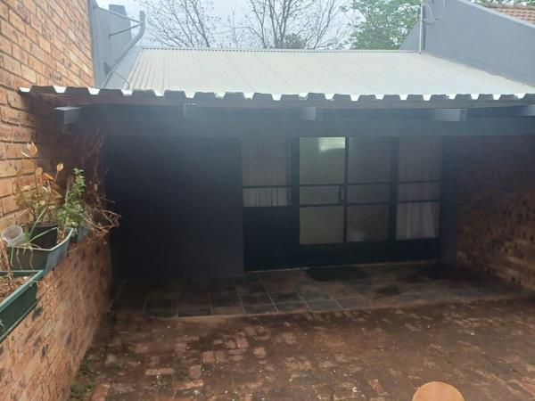 1 Bedroom House