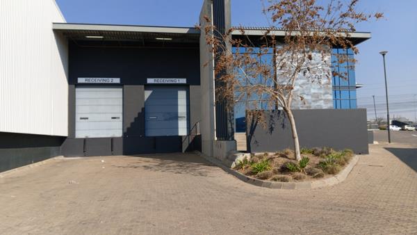 2 596 m² Industrial space