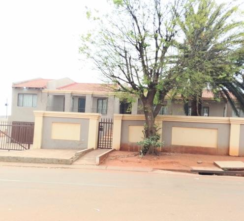 7 Bedroom House