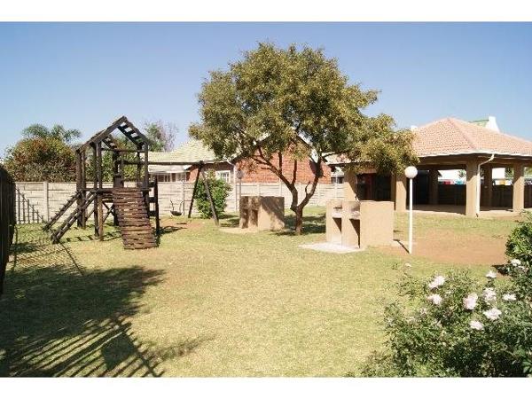 1 Bedroom Townhouse