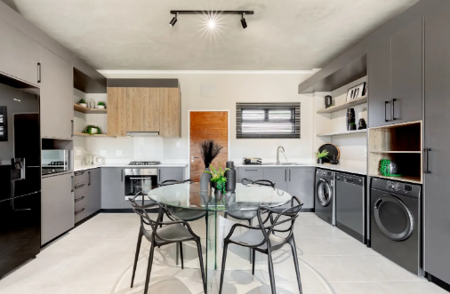 2 Bedroom Townhouse