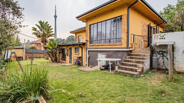 10 Bedroom House