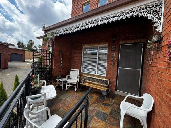 2 Bedroom Townhouse