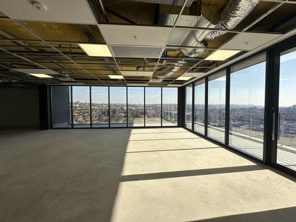 1 387 m² Commercial space