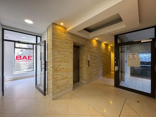 141 m² Commercial space