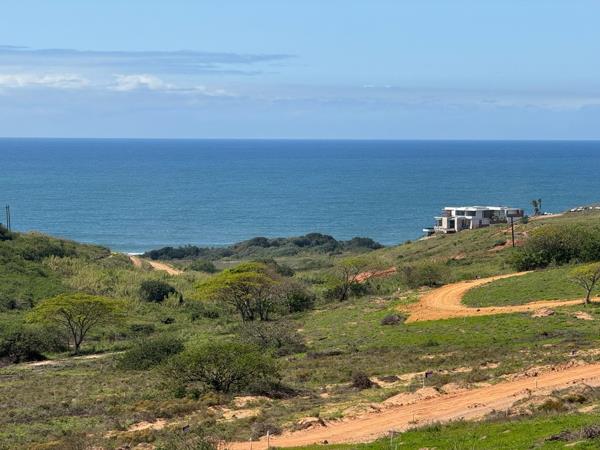 1 649 m² Land