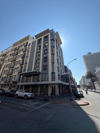 115 m² Retail Space