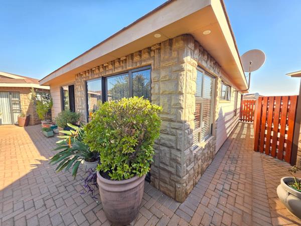 2 Bedroom Townhouse
