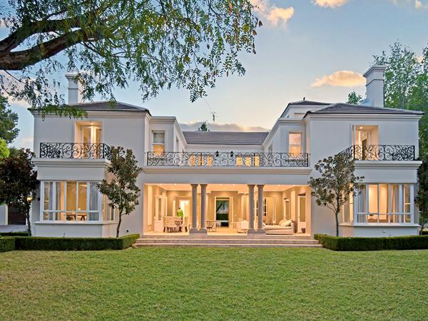 6 Bedroom House