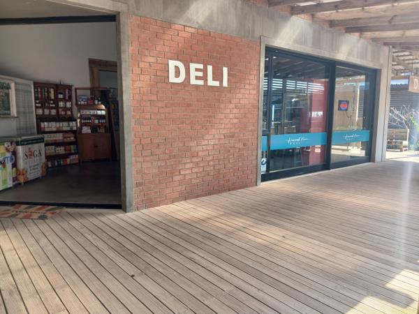 100 m² Retail Space