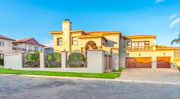 5 Bedroom House