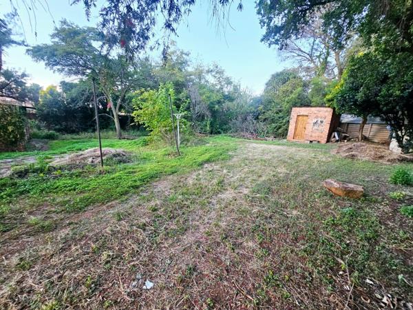 1 163 m² Land
