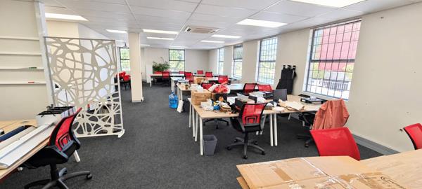 230 m² Office Space