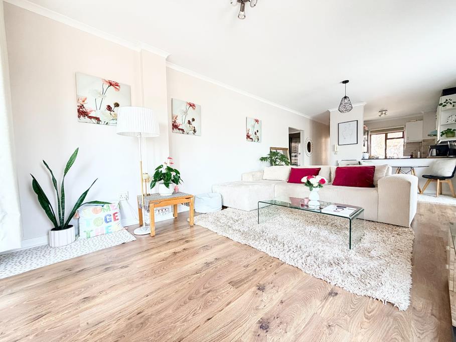 2 Bedroom Apartment