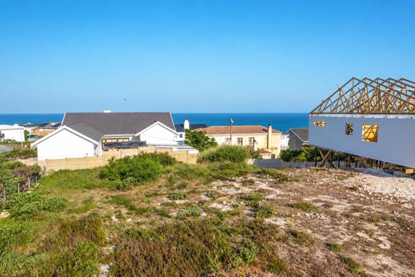 685 m² Land