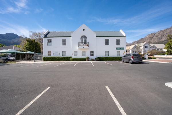 823 m² Commercial space